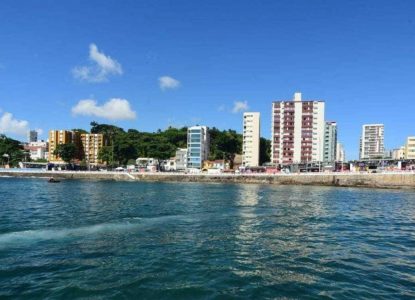 Inema aponta 15 praias impróprias para banho no período do feriado de Tiradentes