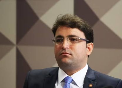 Alexandre de Moraes determina quebra de sigilos de Willer Tomaz e bloqueio de até R$ 6 bilhões