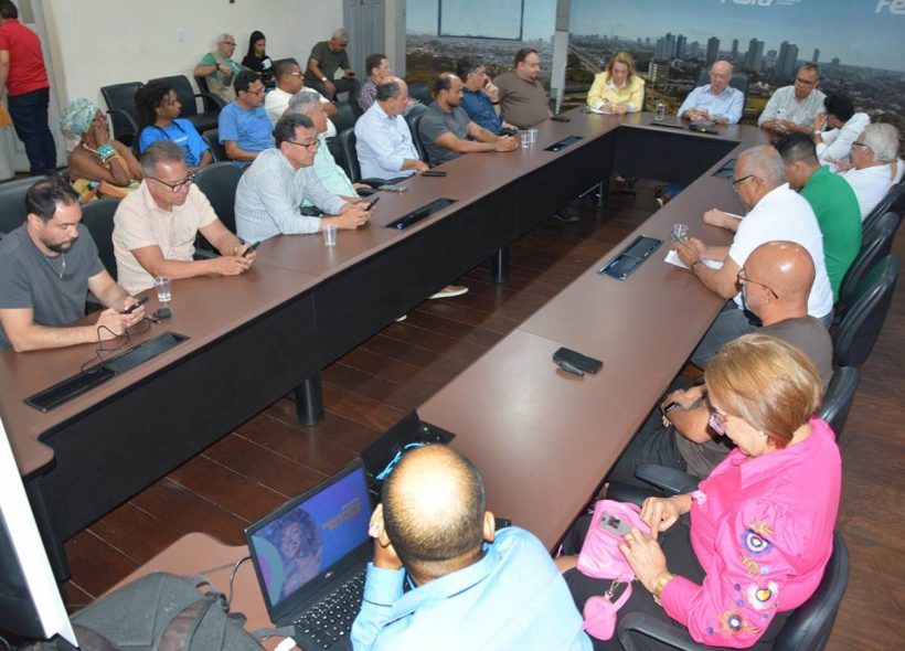 Entidades de classe pedem cancelamento do 'Arrastão' na Micareta de Feira em 2026