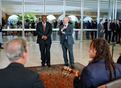 Lula diz que preço dos combustíveis deve subir com guerra no Oriente Médio