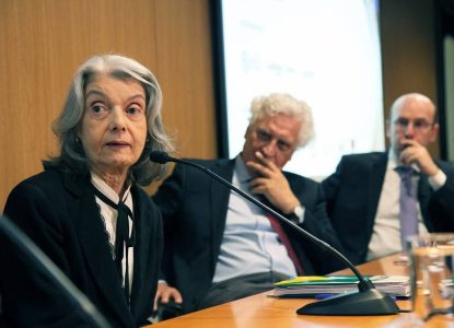 Ministra Cármen Lúcia relata ataques machistas e pressão para deixar STF