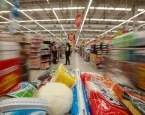 Inflação no Brasil recua para 0,07% em julho e volta para meta do governo