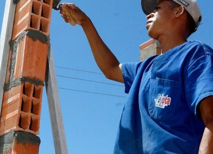 Bahia criou 8.461 empregos formais em abril de 2026, diz CAGED