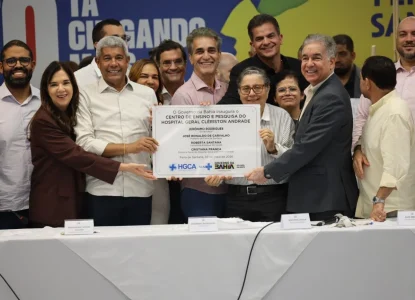 Governo da Bahia inaugura Centro de Ensino e Pesquisa e autoriza construção de novo hospital do câncer em Feira de Santana