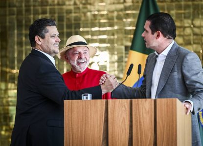 Governo federal e Congresso acertam pautas para esforço concentrado de votação