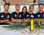 Estudantes do interior da Bahia transformam óleo de licuri em biodiesel e levam projeto para eventos internacionais