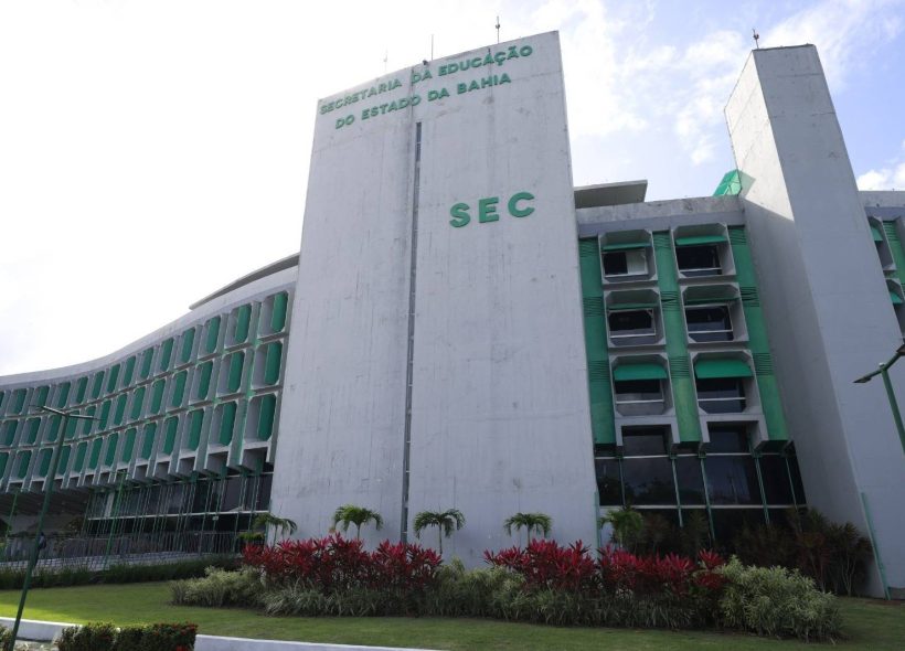 Mais de 360 técnicos de nível médio são convocados para rede estadual de educação na Bahia