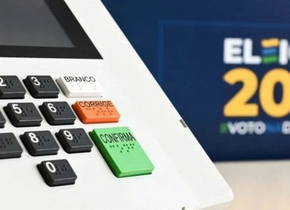 Eleições 2026: TSE pausa contabilização dos votos após adiamento do encerramento da votação