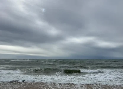 Marinha alerta para ventos de até 60 km/h no litoral da Bahia