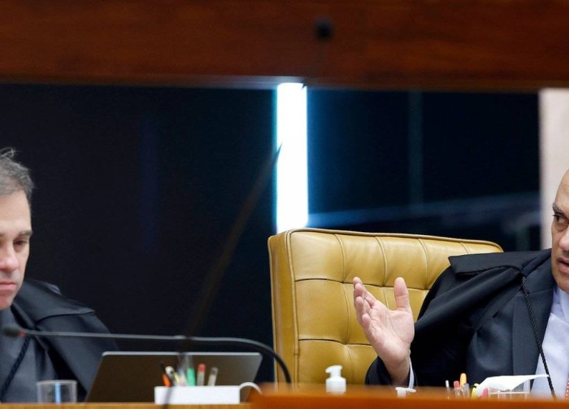 Presidente do STF dá cinco dias para André Mendonça responder a acusações feitas por Alexandre de Moraes