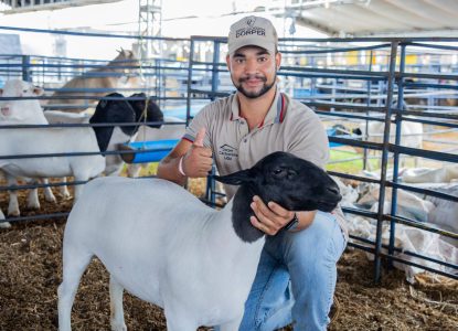 Quinto dia da Expo Serrinha 2026 reúne grande público no Parque Maria do Carmo