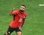 Com pênalti perdido e gol anulado, Egito segura o Irã e conquista vaga inédita no mata-mata da Copa