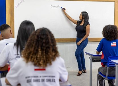 Mais 88 professores são convocados para reforçar quadro da Rede Estadual da Bahia