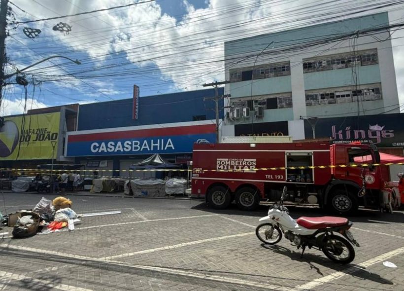 Força-tarefa municipal garante resposta rápida a incêndio no centro comercial de Feira de Santana