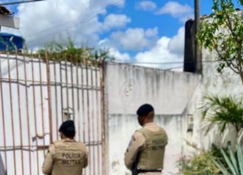 Polícia Militar prende homem no conjunto Feira X por descumprimento de medida protetiva