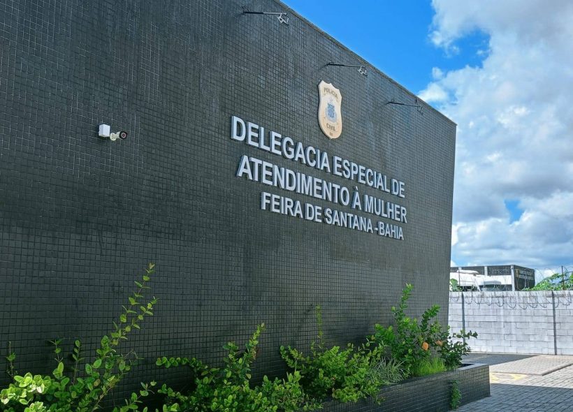 Homem que agrediu mulher com pedradas no bairro Rua Nova, em Feira de Santana, é preso