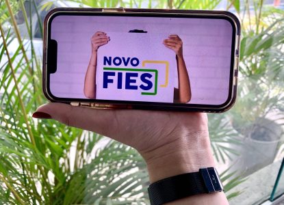 Pré-selecionados no FIES devem complementar inscrição até esta terça, 4