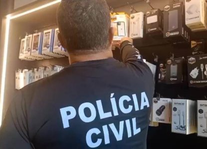 Polícia apreende celulares e acessórios durante Operação Mobile em Feira de Santana