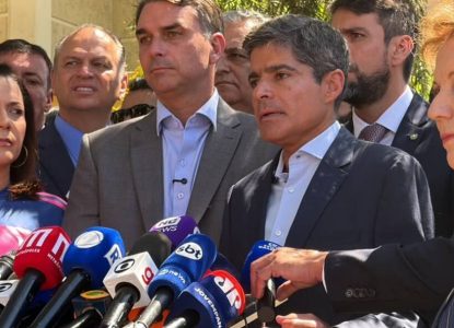 Após derrota para governo da Bahia, ACM Neto declara apoio a Flávio Bolsonaro no segundo turno das eleições de 2026