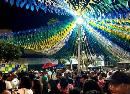 Arraiá do Comércio abre festejos juninos e valoriza tradição nordestina em Feira de Santana