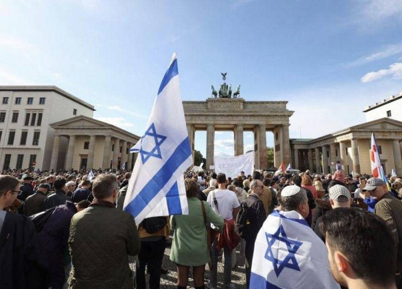 Cerca de mil brasileiros em Israel já pediram para voltar ao Brasil