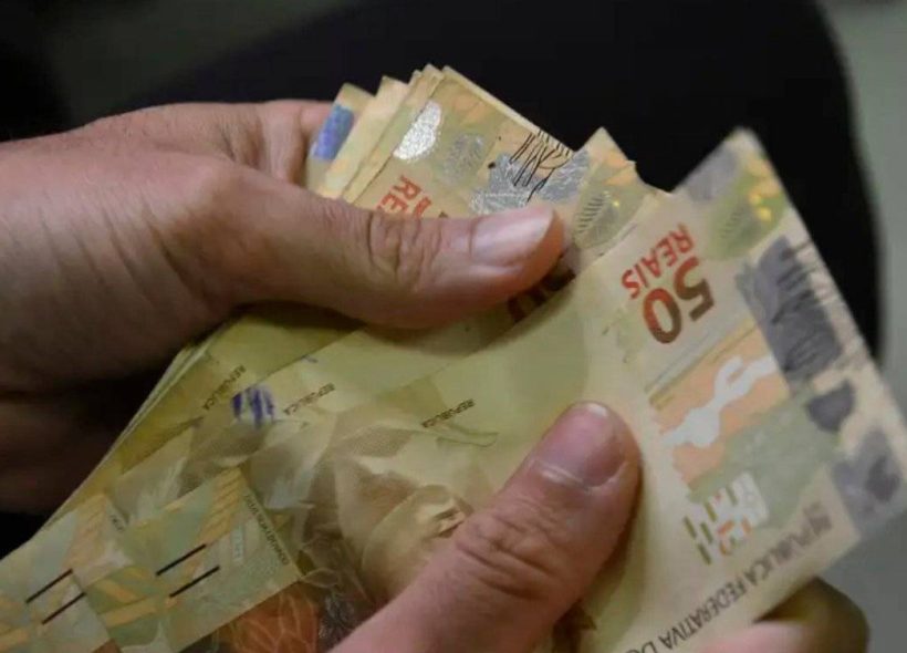 Lote extra do PIS/Pasep será pago em outubro; confira quem tem direito