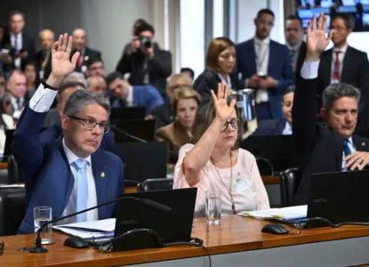 PEC do fim da jornada 6x1 deve ser votada no plenário do Senado após primeiro turno