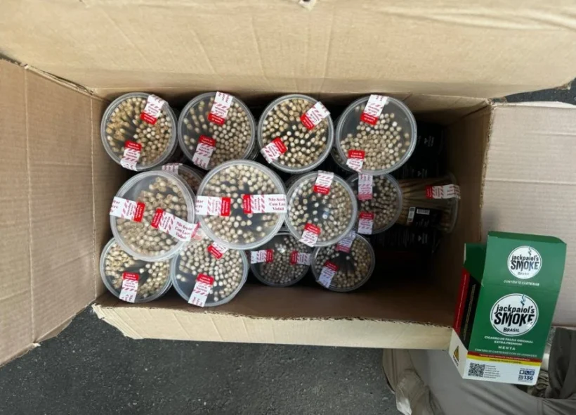 Polícia Rodoviária Federal apreende mais de 10 mil cigarros artesanais em ônibus interestadual na Bahia