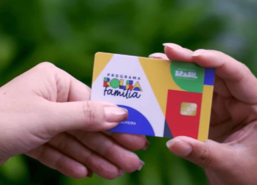 Beneficiários com NIS de final 8 recebem parcela de abril do Bolsa Família