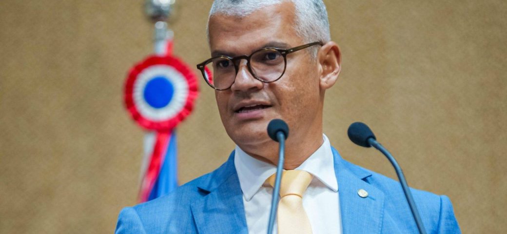 Deputado Pablo Roberto destina R$ 210 mil ao curso de odontologia da UEFS