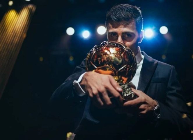 Bola de Ouro: Rodri é eleito melhor jogador do mundo; Vini Jr. é segundo