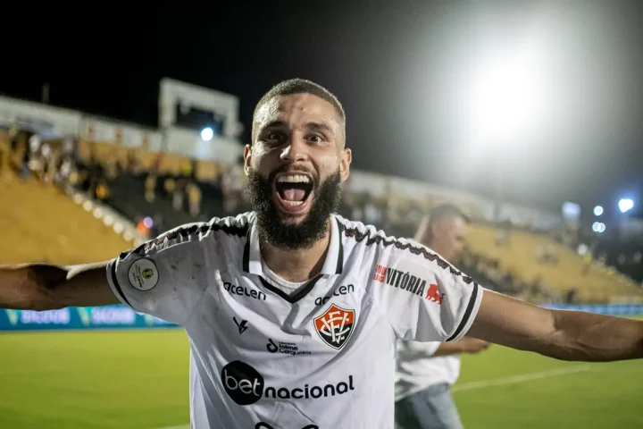 Zagueiro Wagner Leonardo vai jogar no Grêmio e se torna uma das maiores vendas do futebol nordestino