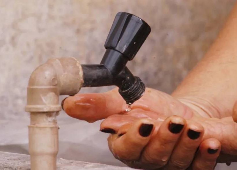 Abastecimento de água será interrompido em 19 bairros e na zona rural de Feira de Santana na quarta, 20