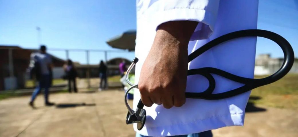 Revalida 2025 receberá documentos de conclusão de curso até sábado, 29