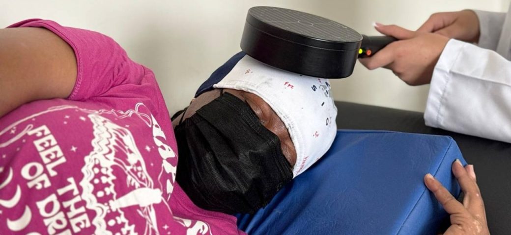 Serviço de neuromodulação transcraniana pelo SUS disponível na rede municipal em Feira de Santana