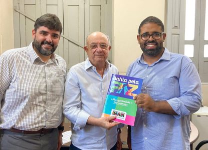José Ronaldo e secretários do Governo do Estado discutem Programa Bahia pela Paz