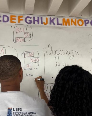 Projeto da UEFS voltado para alfabetização de garis é finalista em premiação nacional