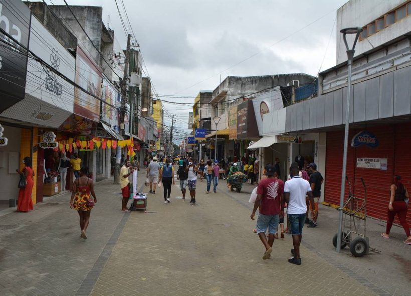 Saiba o que abre e o que estará fechado em Feira de Santana neste domingo, 4, primeiro turno das Eleições 2026