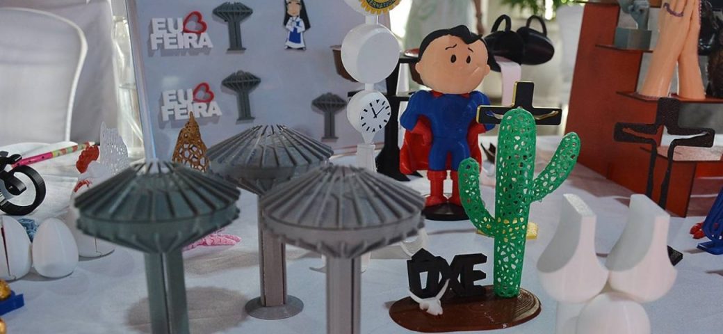 Artesãos inovam produzindo lembranças de Feira de Santana com impressão 3D