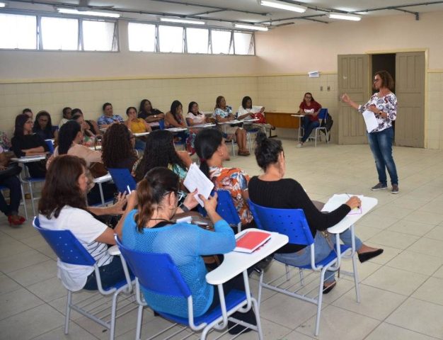 Prefeitura de Alagoinhas convoca aprovados em processo seletivo para professor