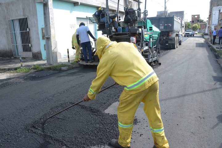 Pavimentação asfáltica de duas ruas no bairro Tomba é autorizada