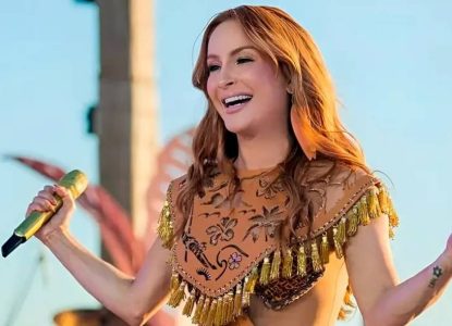 Claudia Leitte é citada em ação trabalhista por jornada exaustiva e falta de direitos