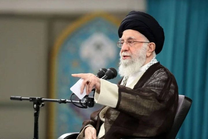 Aiatolá do Irã, Ali Khamenei promete punição ‘amarga e dolorosa’ contra Israel