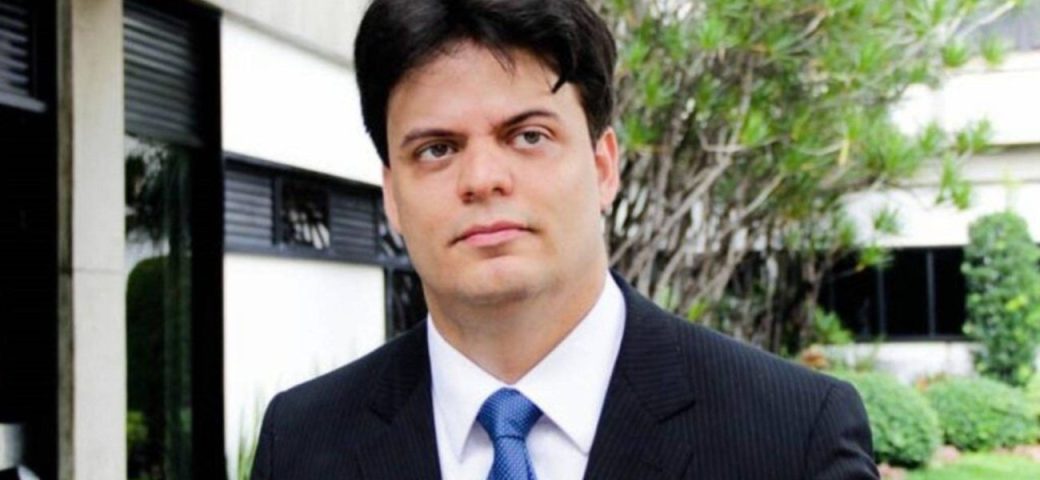 Advogado criminalista Daniel Keller é encontrado morto em quarto de hotel na Pituba