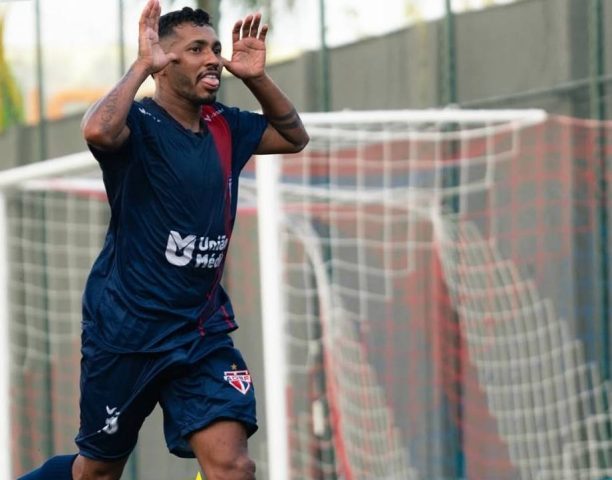 Com show de Ronan na Arena Cajueiro, Bahia de Feira vence Vitória da Conquista