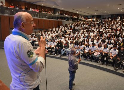 Gestão de José Ronaldo em Feira de Santana tem aprovação de 72,5%, segundo pesquisa
