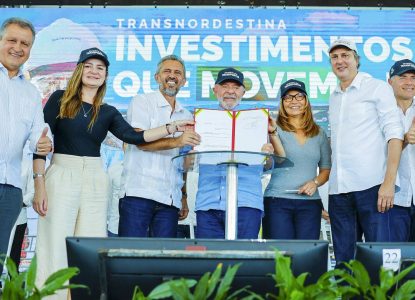 Governo federal anuncia R$ 1,4 bilhão para acelerar obras da Transnordestina
