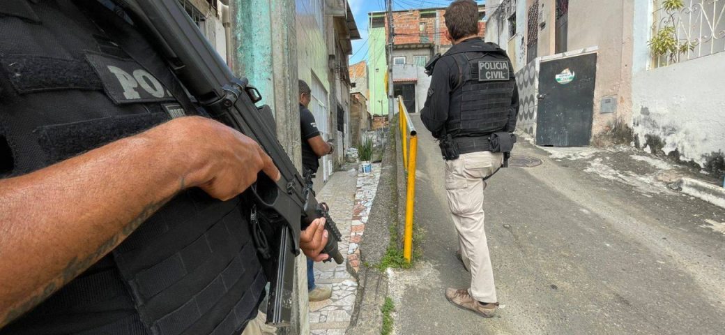 Homem é preso acusado de aplicar golpes em destino turístico na Bahia