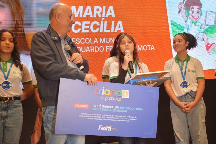 Estudante de 13 anos vence concurso que escolheu mascote da rede municipal em Feira de Santana