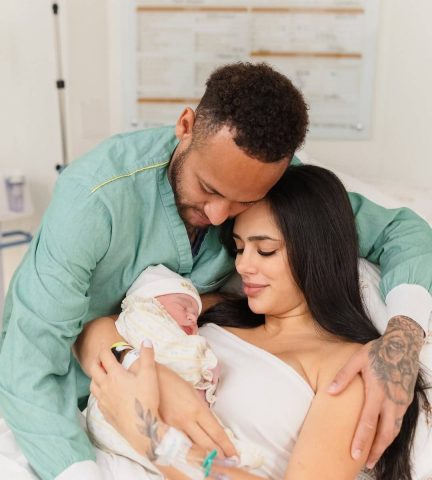 Nasce Mel, a segunda filha do jogador Neymar Júnior com Bruna Biancardi